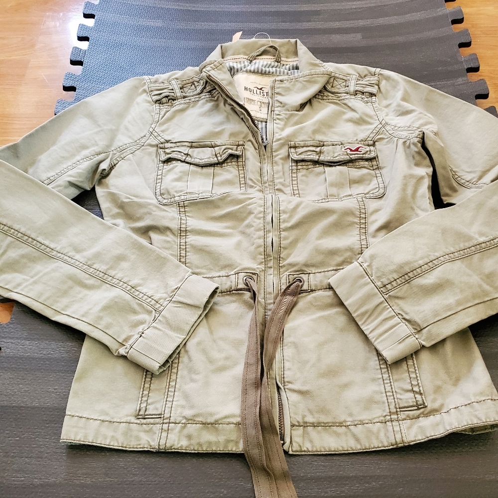 ❤️🧥🛍New HCo jacket size Small📦🌺